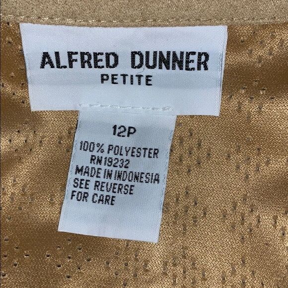 Alfred Dunner size 12p button down faux suede top - Picture 2 of 7